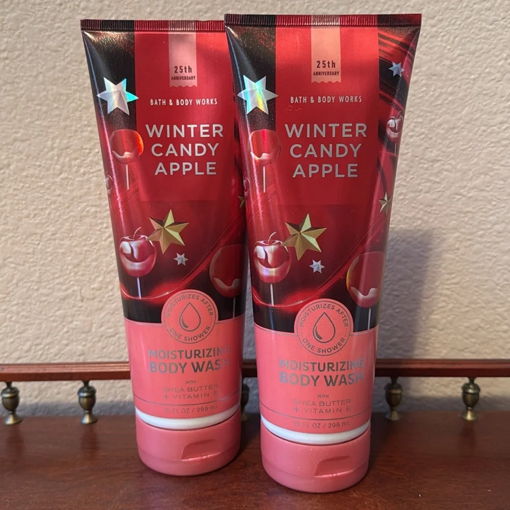 Bath & Body Works Winter Candy Apple Moisturizing Body Wash 2 Tubes